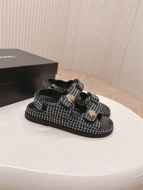 2025112818443830 280